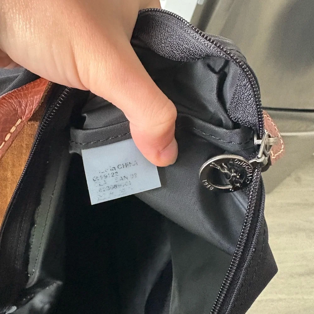 Longchamp La Pliage tote - Picture 6 of 10